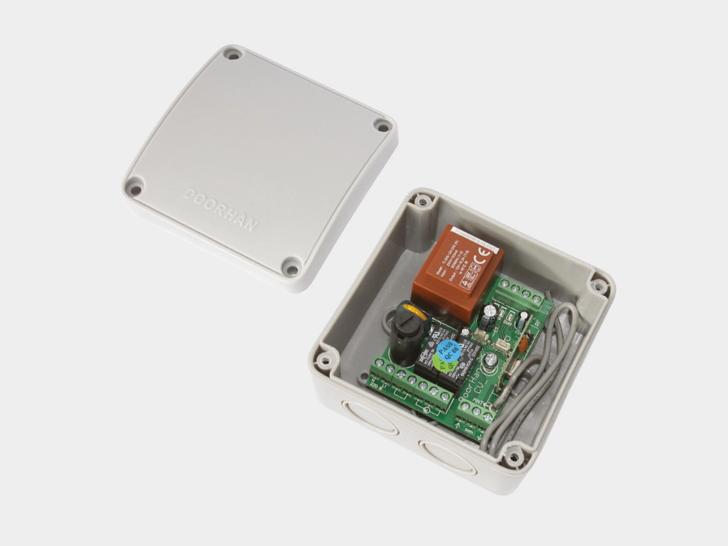 Блок управления серии cv0.1 для дистанционного управления одной створкой или группой окон.