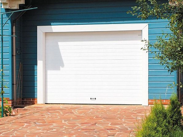 Секционные ворота 2500х2050 мм белые DoorHan rsd02, 